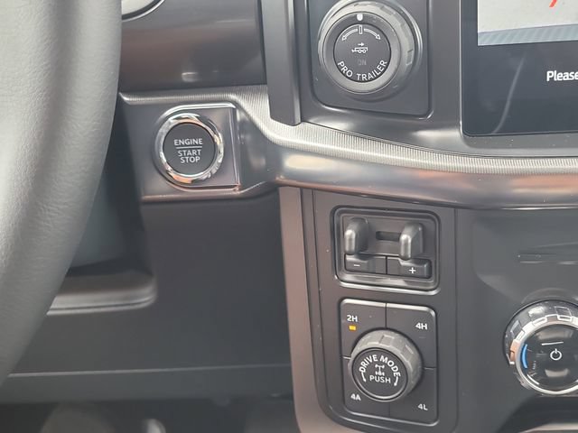 Used 2025 Ford F150 Lariat w/ Equipment Group 501A Mid AWD/4WD image 29