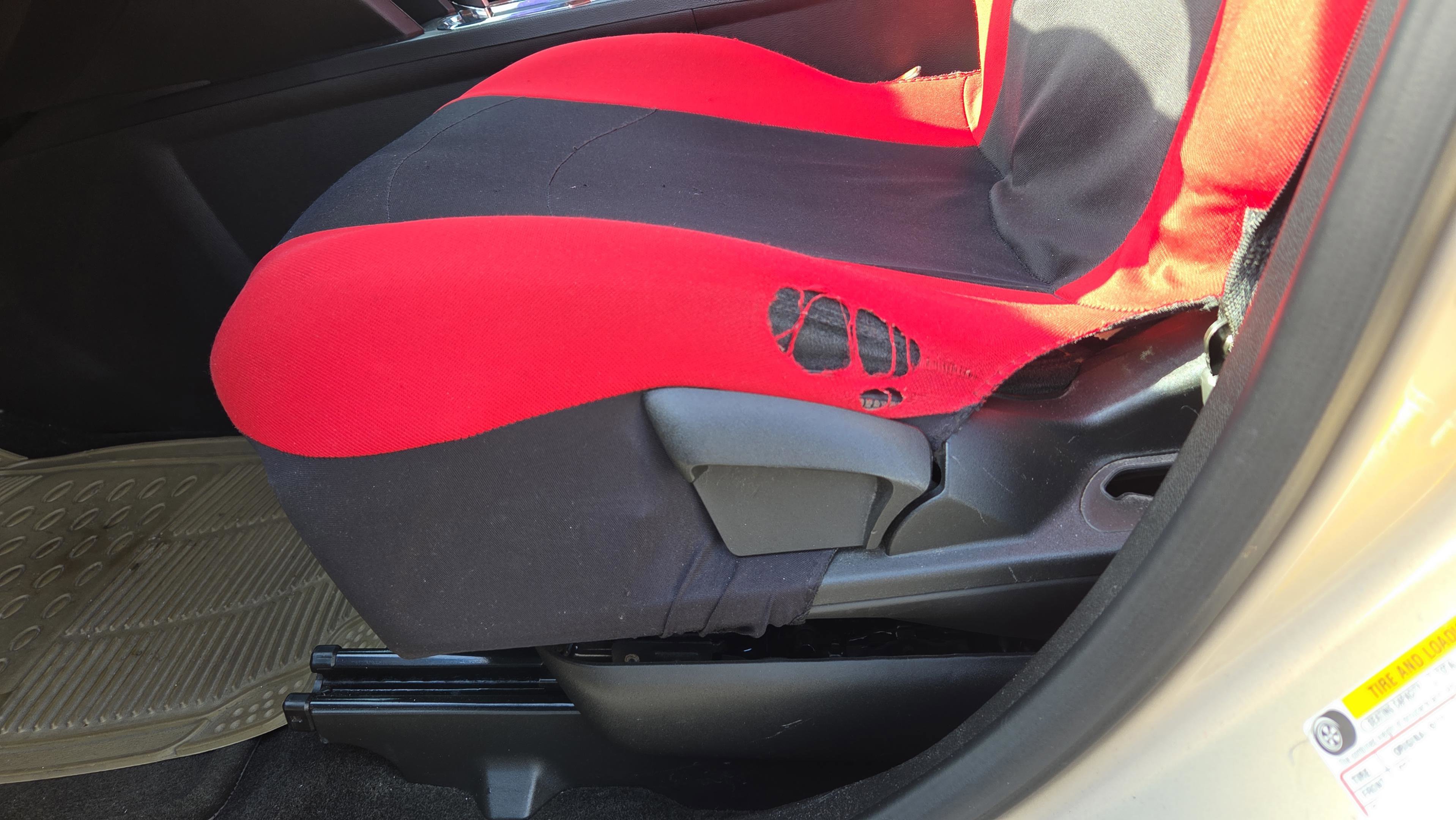 Used 2012 Chevrolet Equinox LS image 19