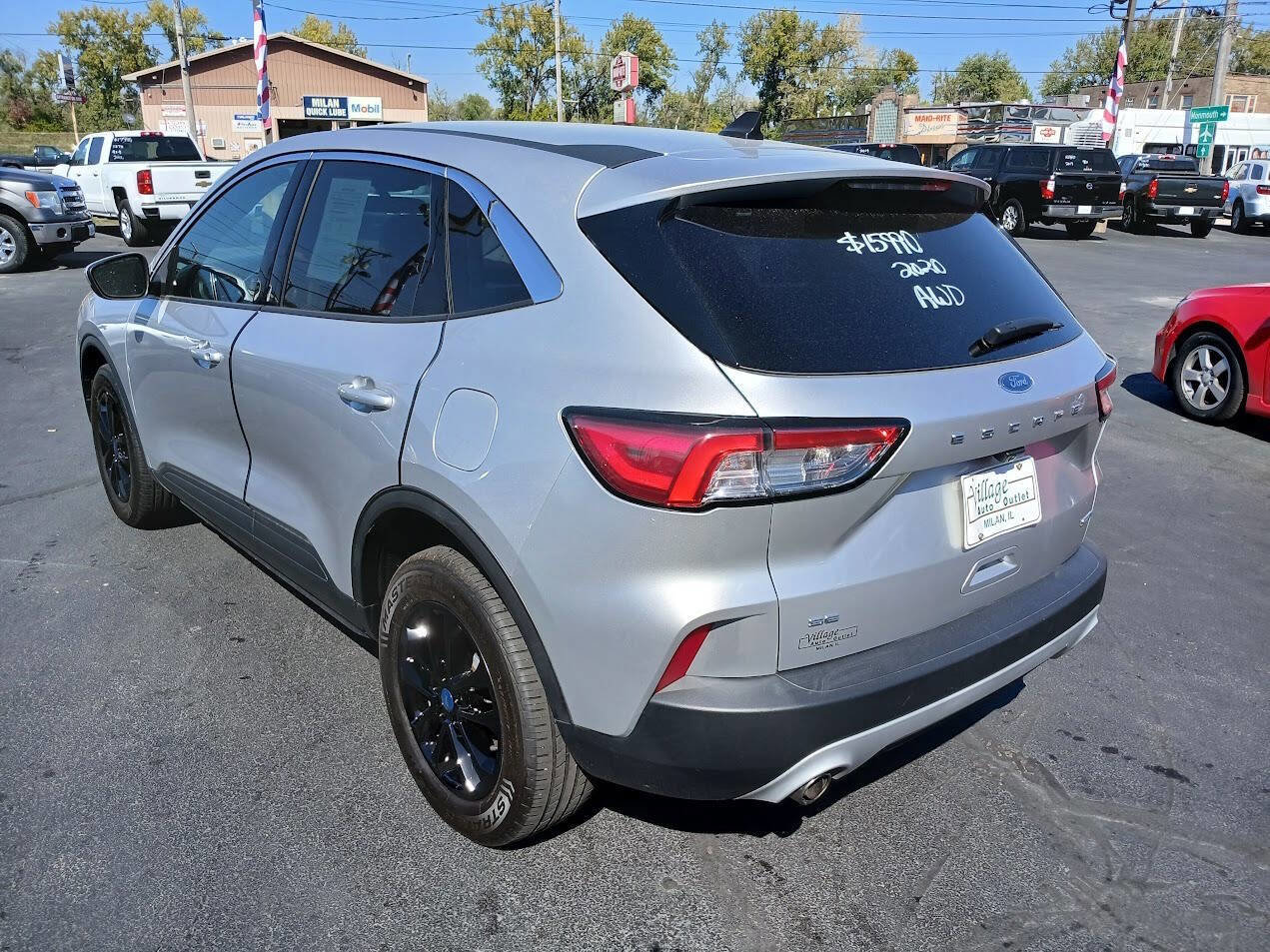 Used 2020 Ford Escape SE image 15
