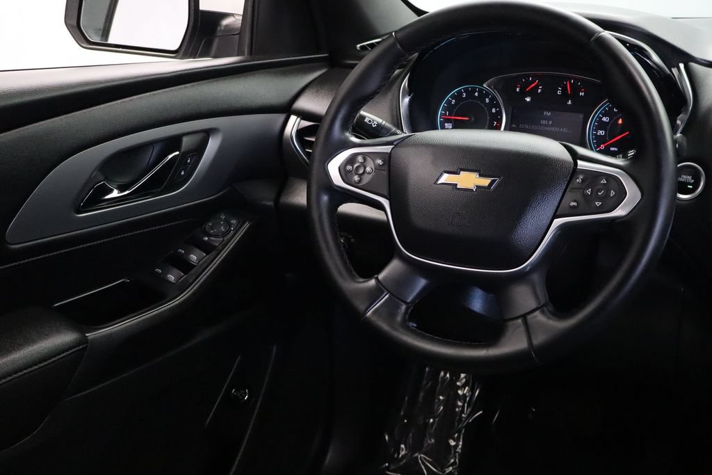 Used 2023 Chevrolet Traverse LT FWD image 27