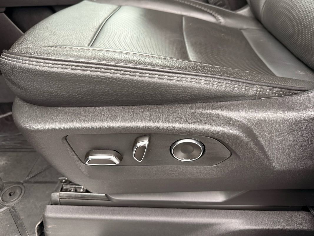 Used 2025 GMC Sierra 2500 Denali image 17