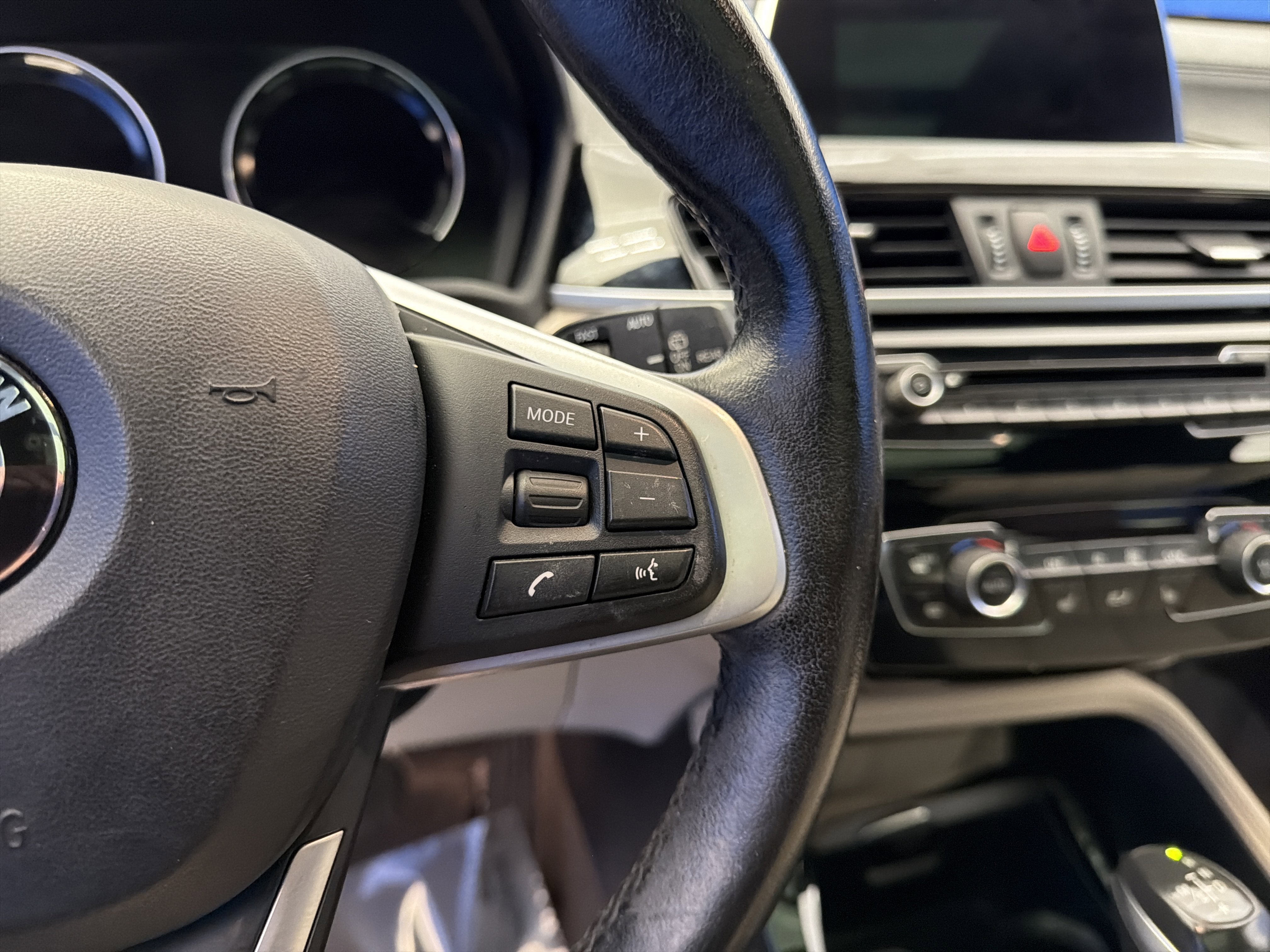 Used 2018 BMW X2 sDrive28i w/ Convenience Package image 17