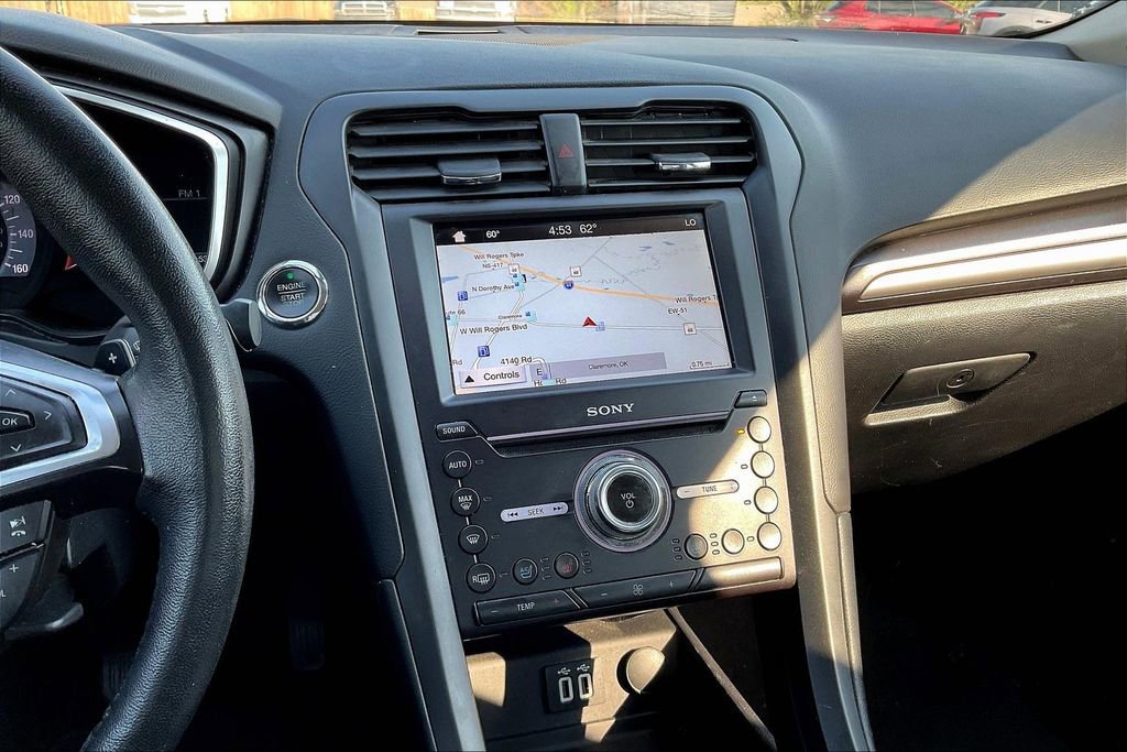 Used 2019 Ford Fusion Titanium image 6