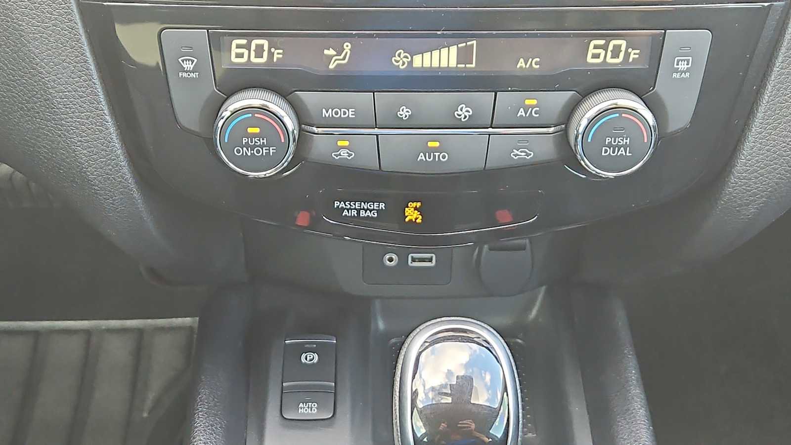 Used 2022 Nissan Rogue Sport SL image 16