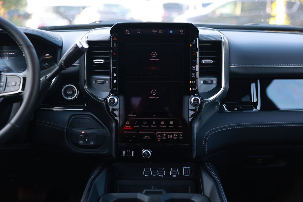 New 2026 RAM 3500 Limited image 27