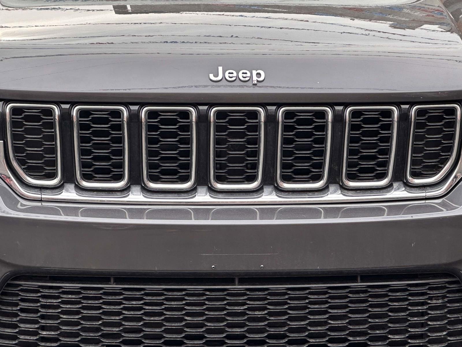 Used 2022 Jeep Grand Cherokee Limited image 10