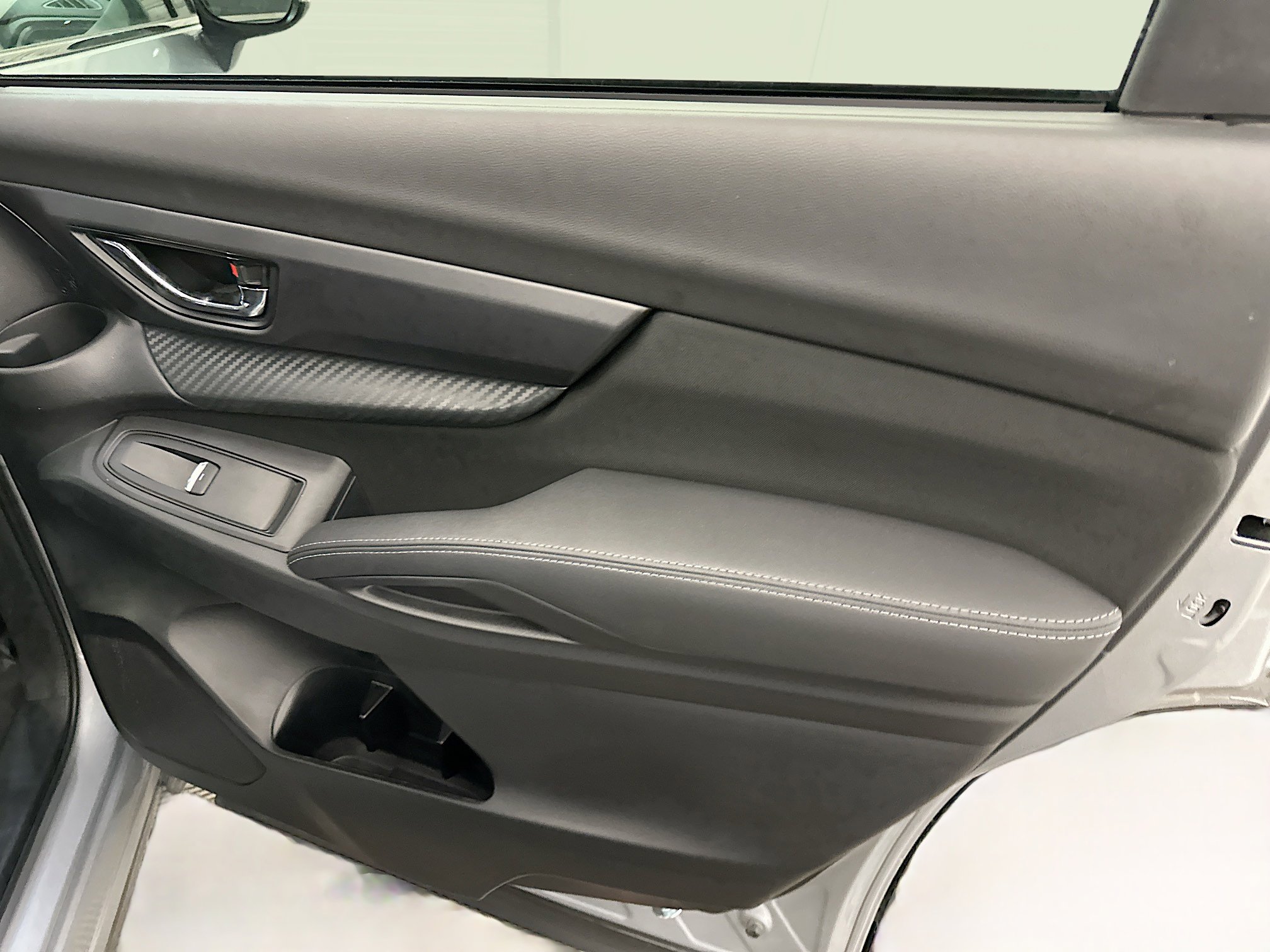 Used 2025 Subaru Ascent Premium image 32