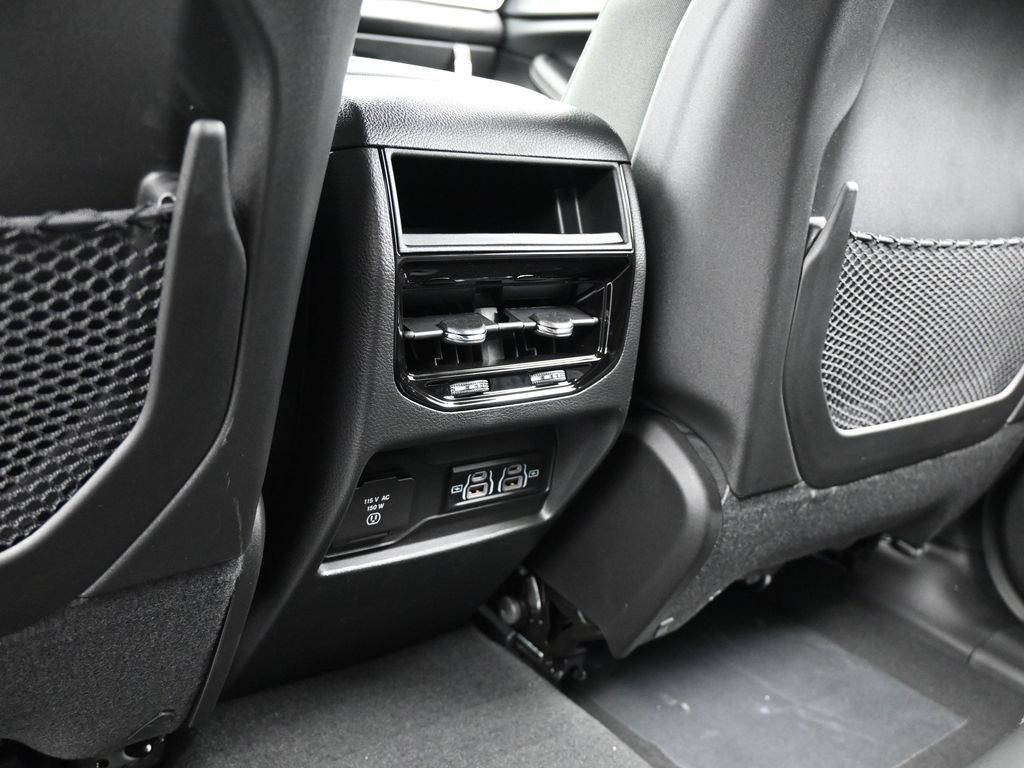 New 2025 Jeep Grand Cherokee Altitude AWD/4WD image 29