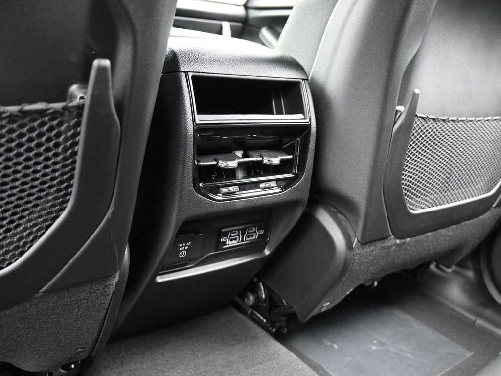 New 2025 Jeep Grand Cherokee Altitude image 29