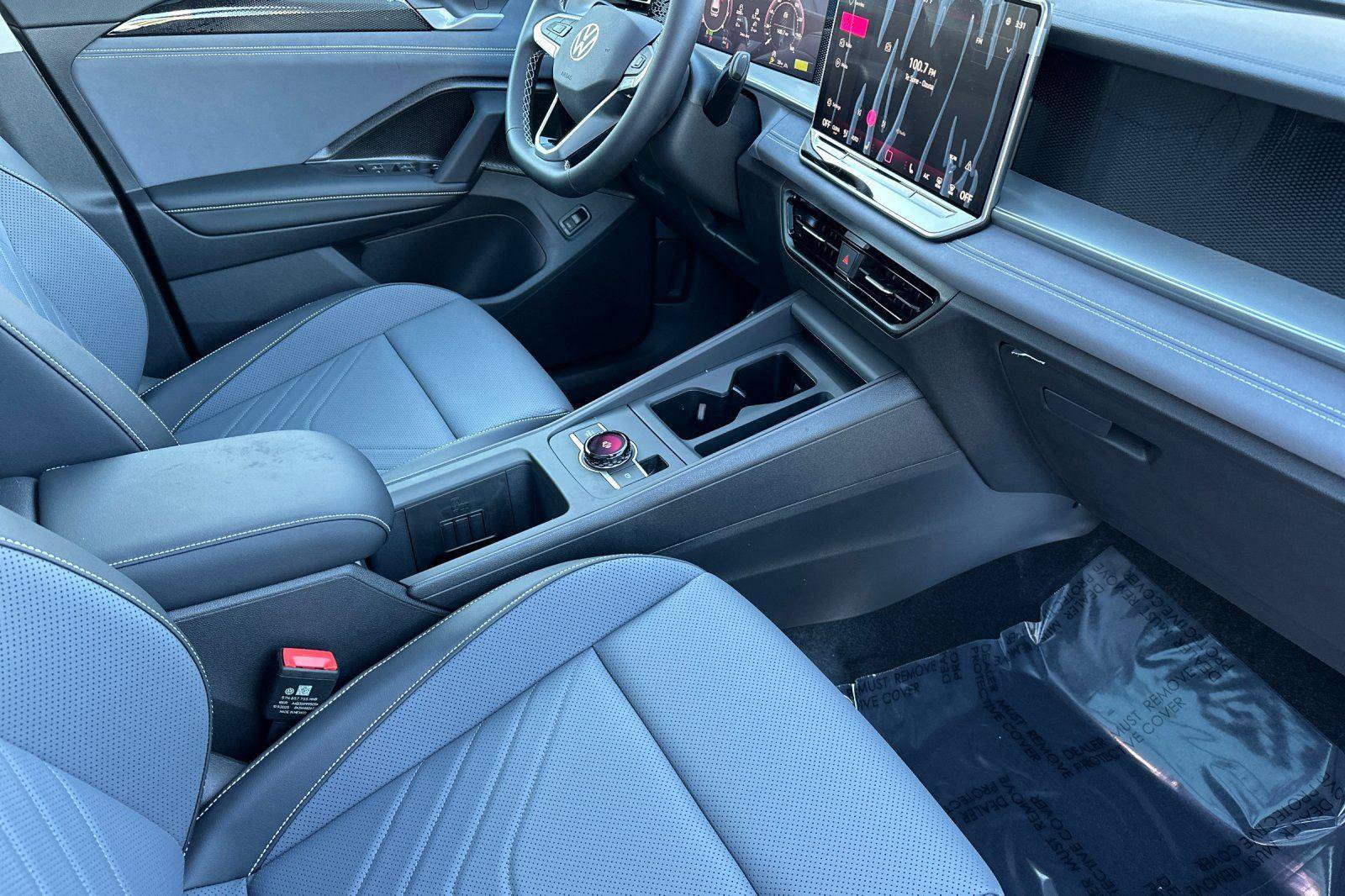 New 2026 Volkswagen Tiguan SE image 15