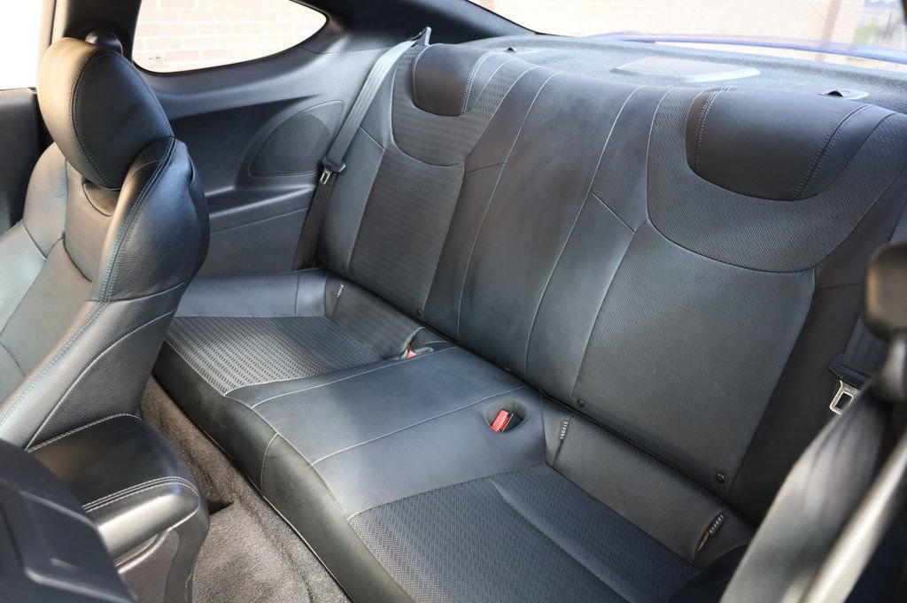 Used 2016 Hyundai Genesis Coupe 3.8 image 19