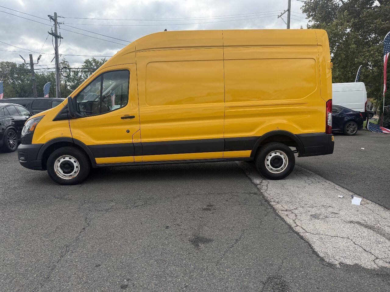 Used 2021 Ford Transit 250 148 High Roof w/ Load Area Protection Package RWD image 1