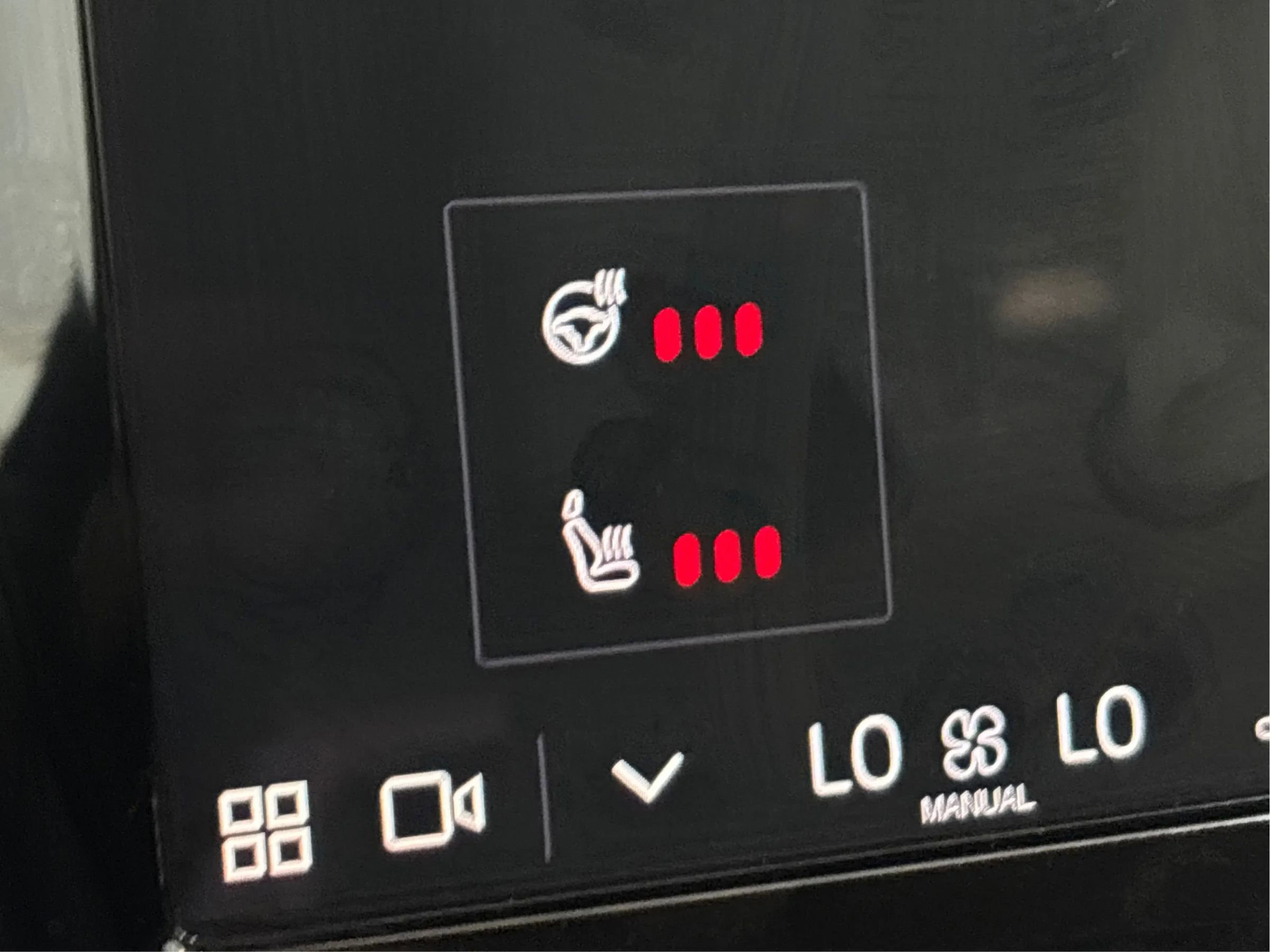 Used 2024 Volvo S90 B6 Plus AWD/4WD image 45