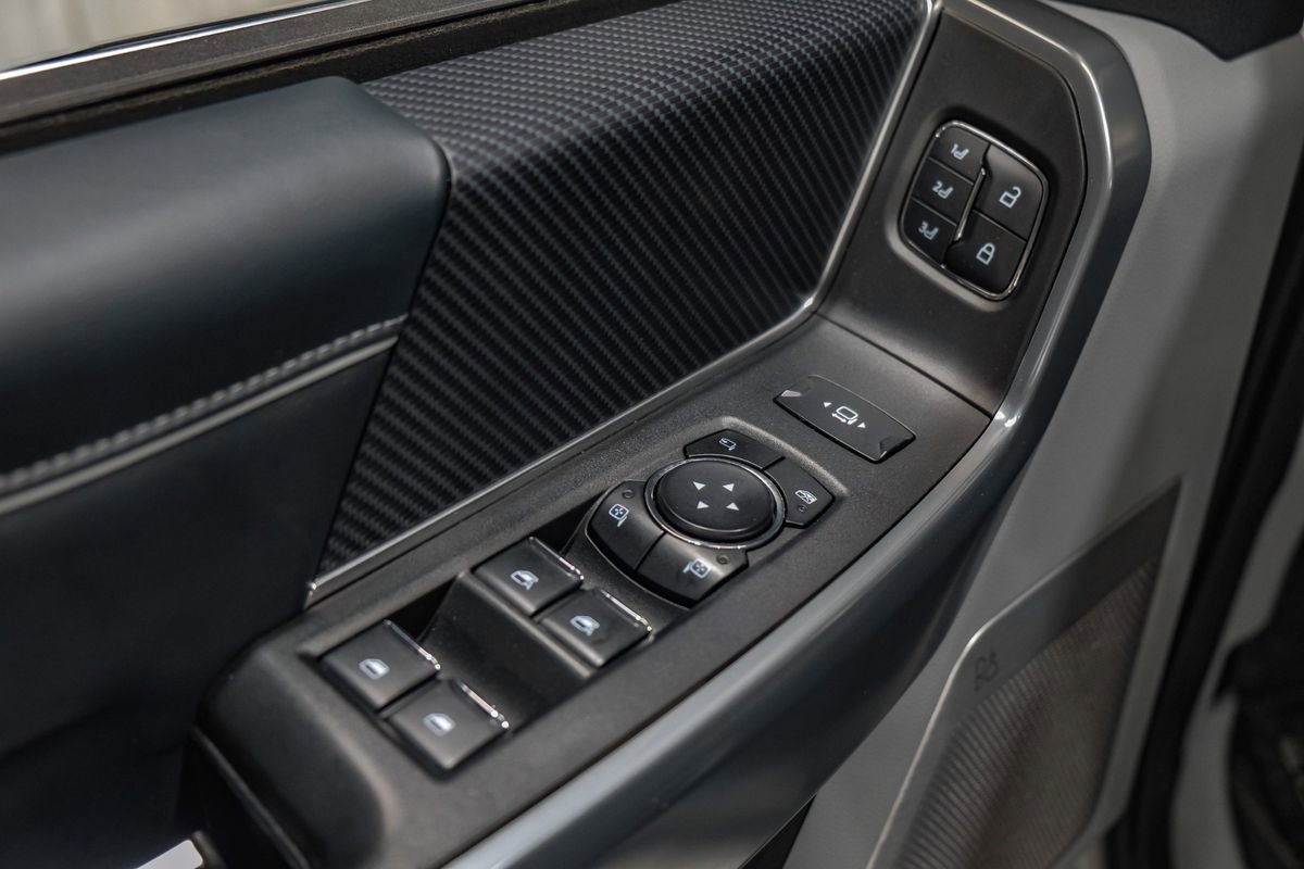 Used 2024 Ford F350 Limited w/ FX4 Off-Road Package AWD/4WD image 47