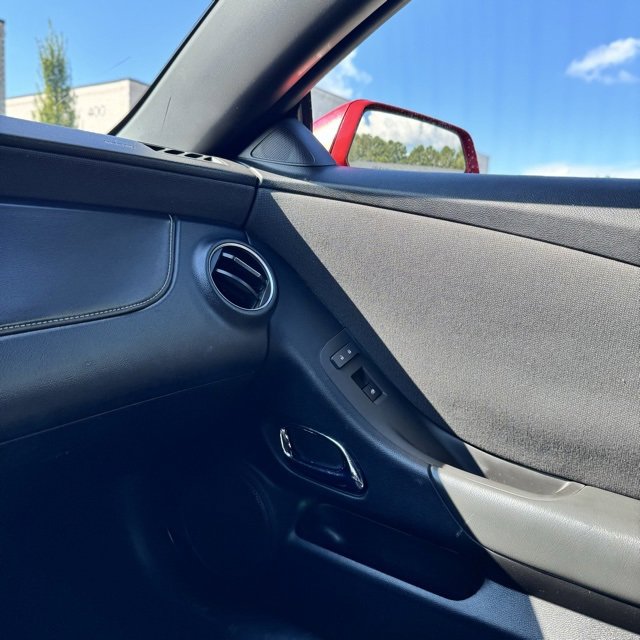 Used 2015 Chevrolet Camaro LT image 32