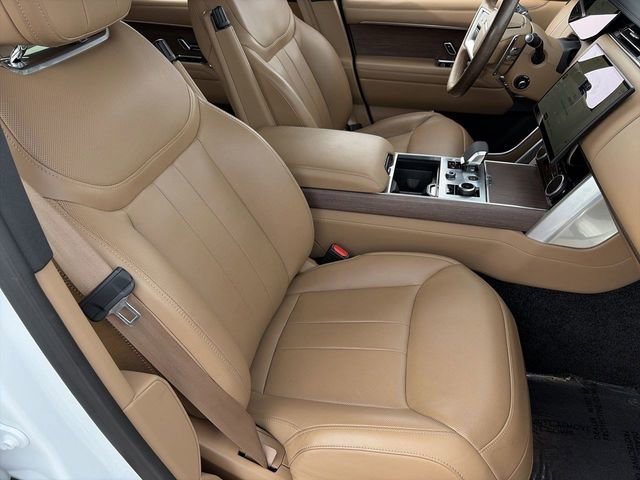 Used 2023 Land Rover Range Rover SE image 11