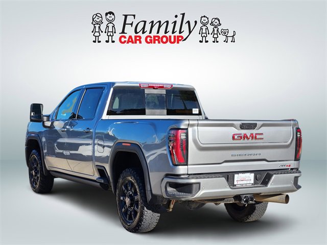 Used 2025 GMC Sierra 2500 AT4 w/ AT4 Premium Plus Package image 3