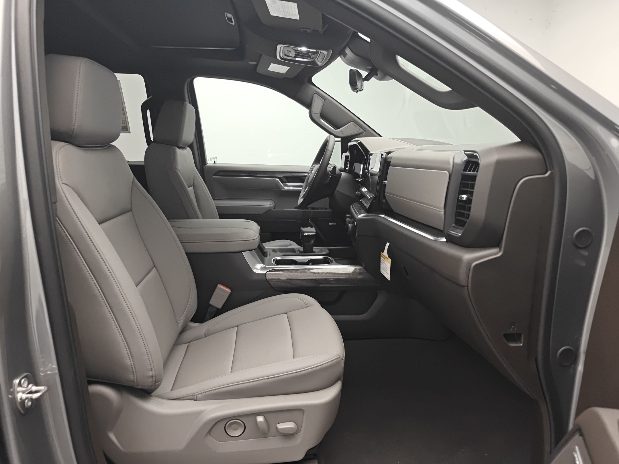 New 2026 Chevrolet Silverado 1500 LTZ AWD/4WD image 25