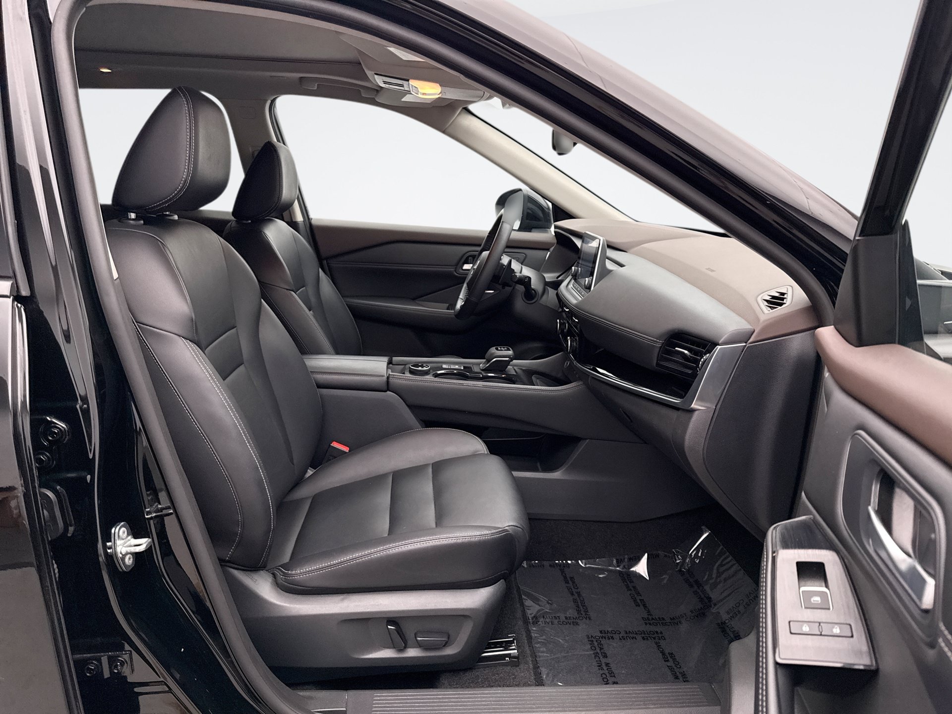 Used 2023 Nissan Rogue SL AWD/4WD image 18