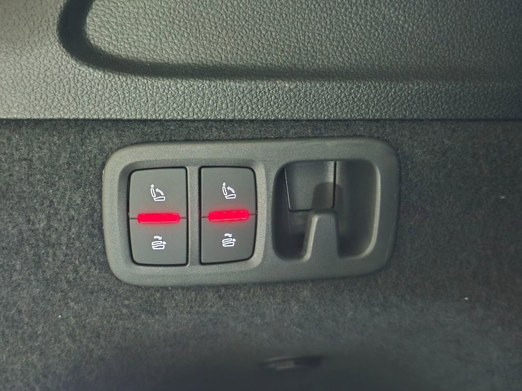 Used 2023 Audi Q7 2.0T Premium Plus w/ Premium Plus Package image 11