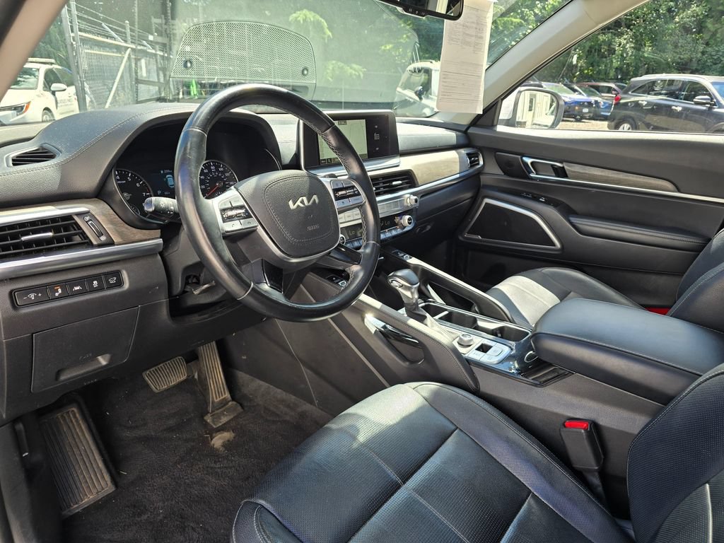 Used 2022 Kia Telluride EX w/ EX Premium Package AWD/4WD image 10