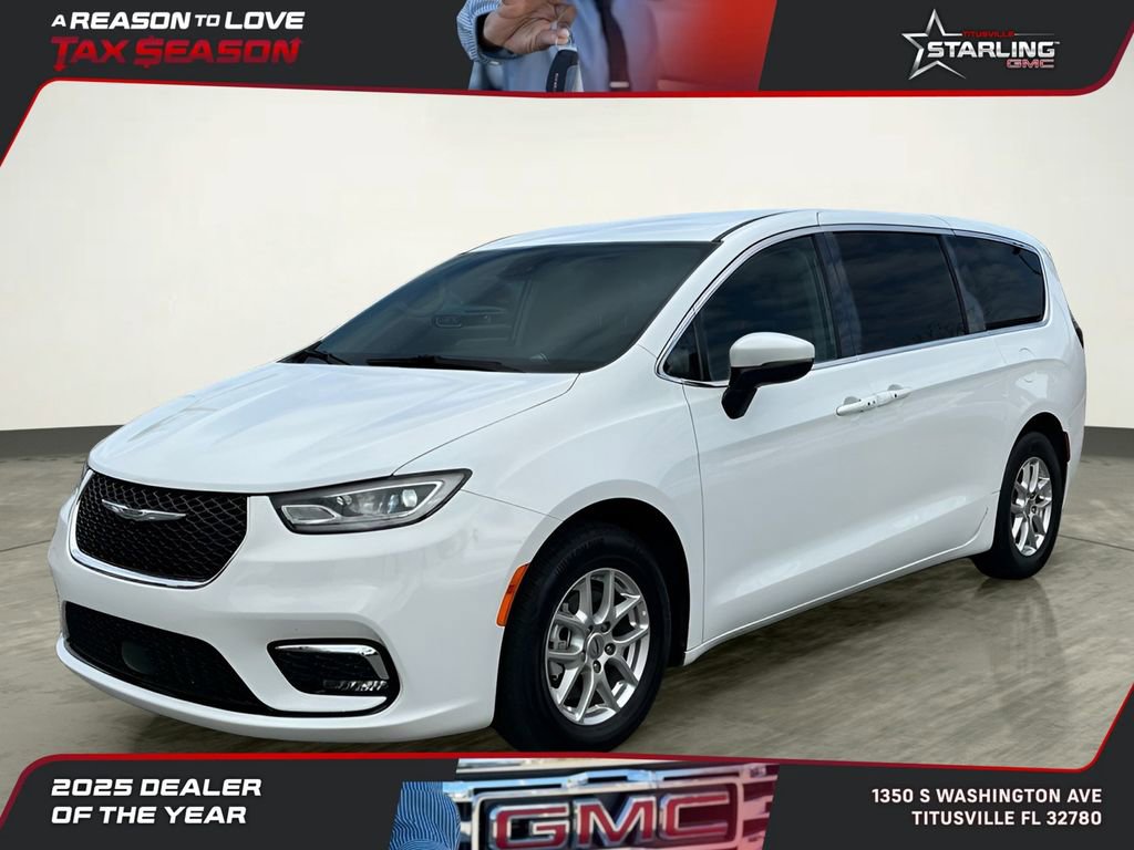 Used 2023 Chrysler Pacifica Touring-L