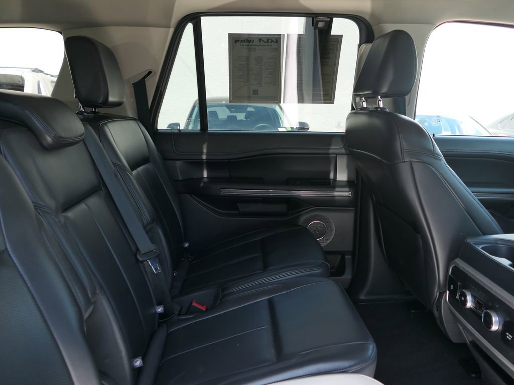 Used 2024 Ford Expedition Max XLT RWD image 24