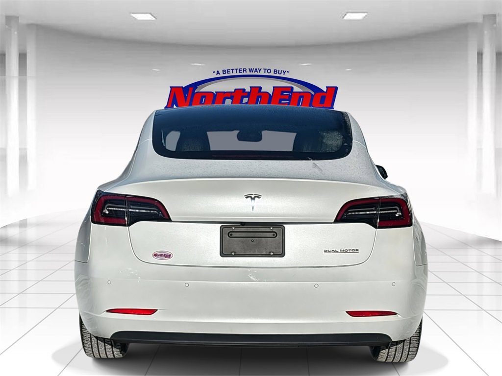 Used 2019 Tesla Model 3 Performance image 3