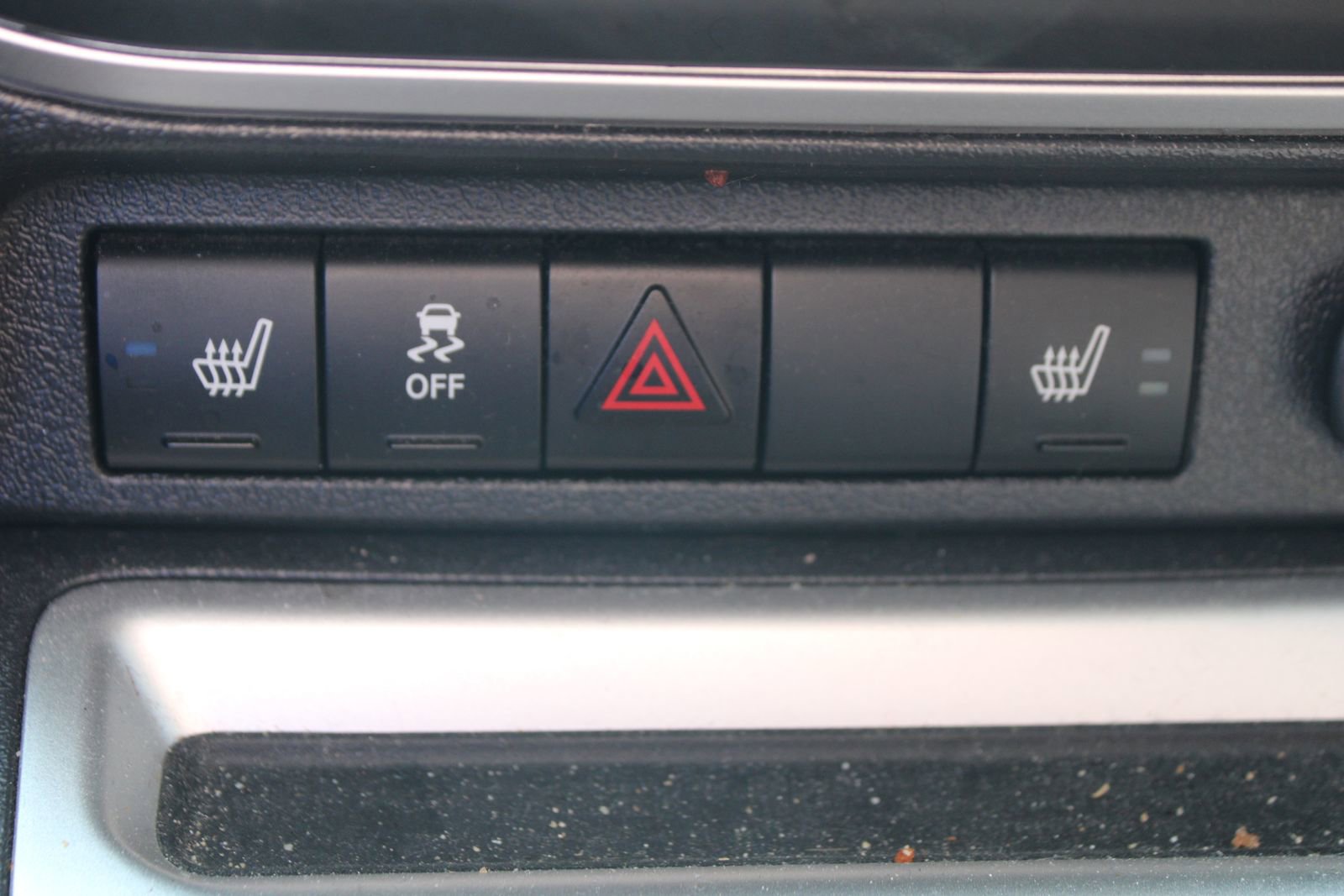 Used 2015 Jeep Compass Limited w/ Sun/Sound Group image 34