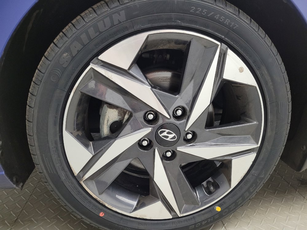Used 2023 Hyundai Elantra SEL w/ Convenience Package FWD image 31