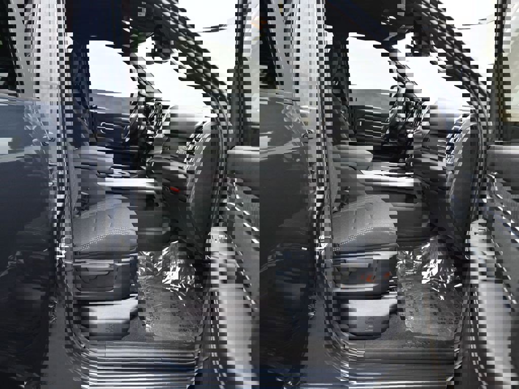 New 2025 RAM 2500 Big Horn image 27