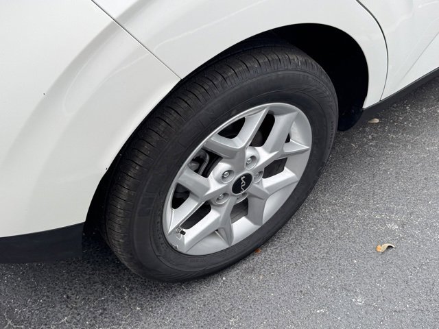 Certified 2025 Kia Soul LX image 7