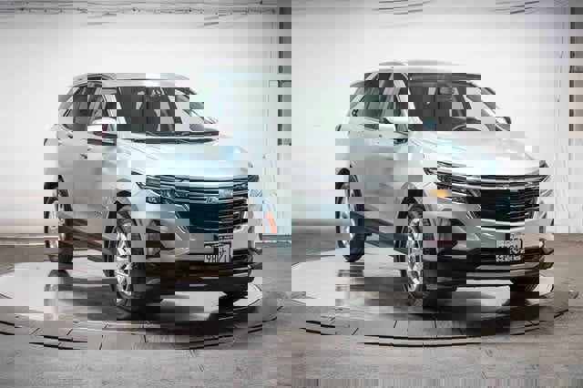 Used 2022 Chevrolet Equinox LT w/ LPO, Floor Liner Package image 5