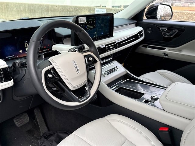 New 2025 Lincoln Aviator Reserve w/ Illumination Package image 17