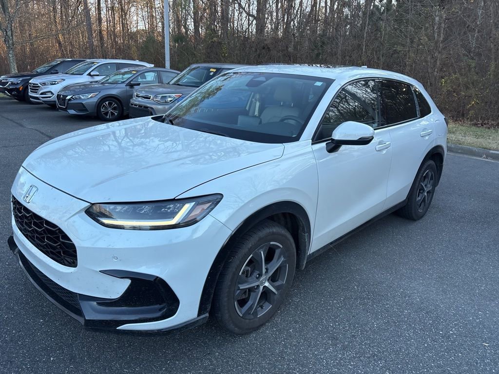 Used 2023 Honda HR-V EX-L image 2