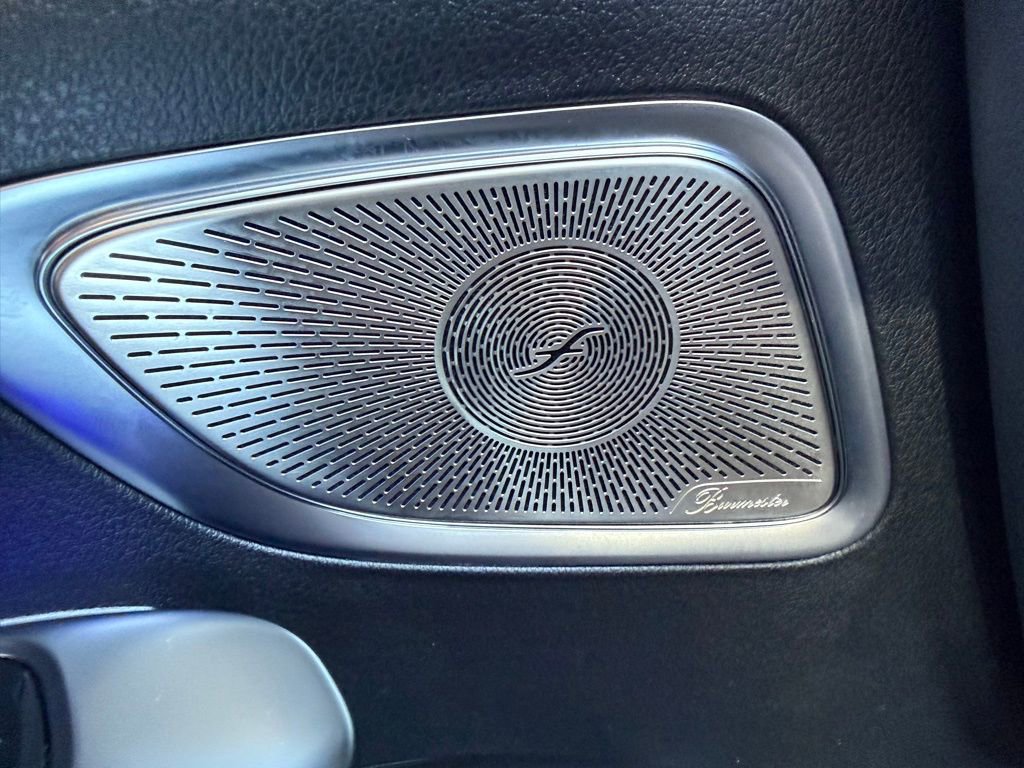 Used 2025 Mercedes-Benz C 300 Sedan image 15