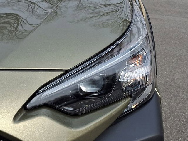 Certified 2025 Subaru Outback Premium image 9