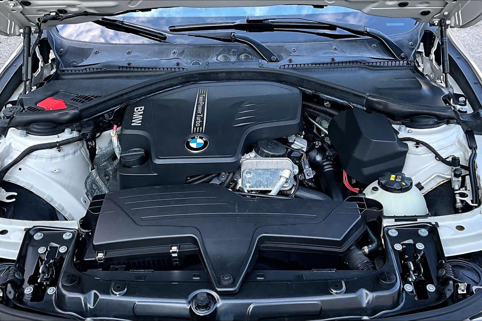 Used 2015 BMW 328i Sedan RWD image 32