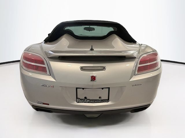 Used 2007 Saturn Sky Red Line RWD image 21