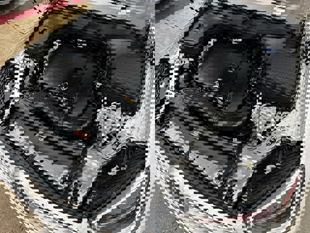 Used 2022 Mercedes-Benz GLC 300 image 33