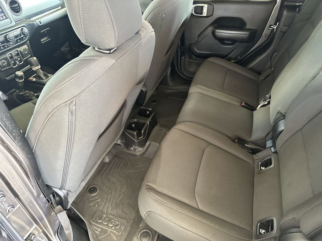 Used 2023 Jeep Gladiator Willys image 28