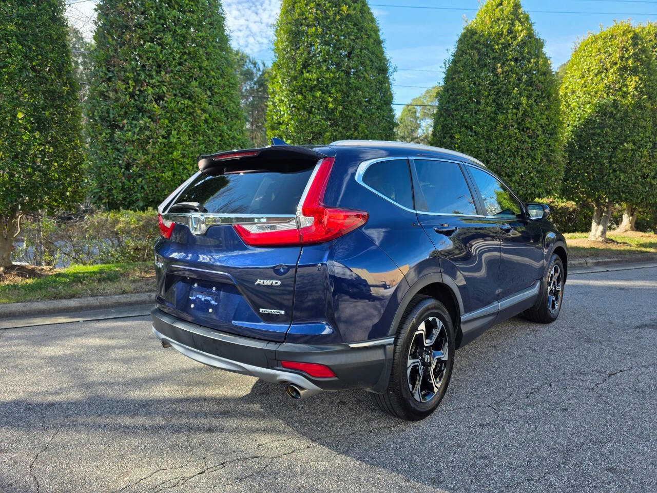 Used 2017 Honda CR-V Touring image 5