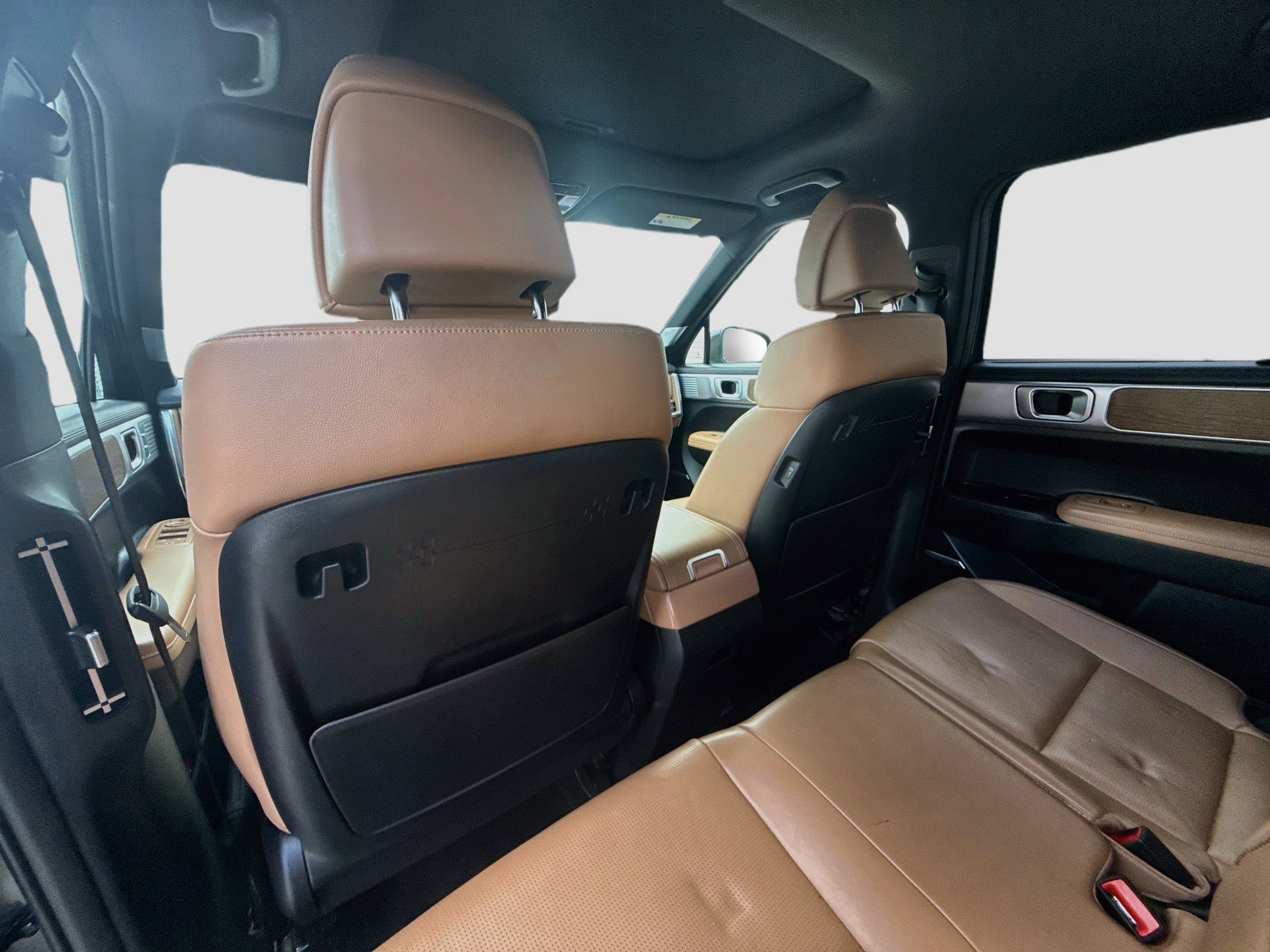 Used 2024 Hyundai Santa Fe Limited FWD image 20