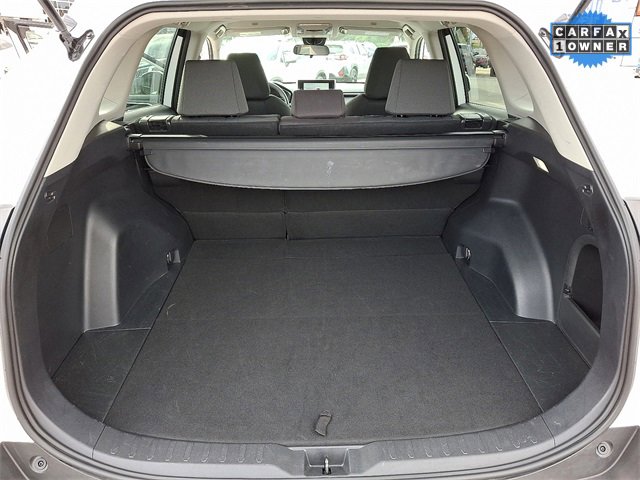 Used 2025 Toyota RAV4 XLE image 30