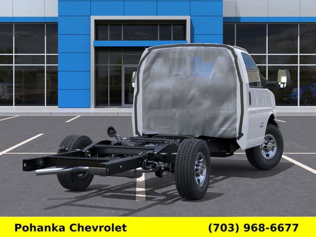 New 2026 Chevrolet Express 3500 w/ Power Convenience Package RWD image 4