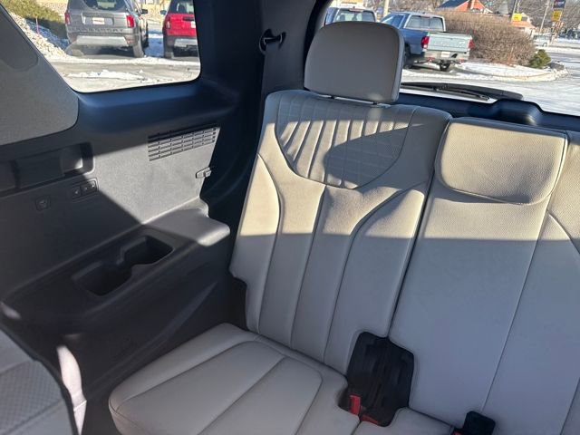 Used 2023 Hyundai Palisade Limited image 22