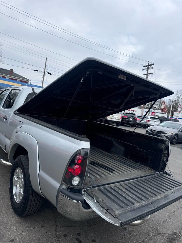 Used 2006 Toyota Tacoma PreRunner image 10