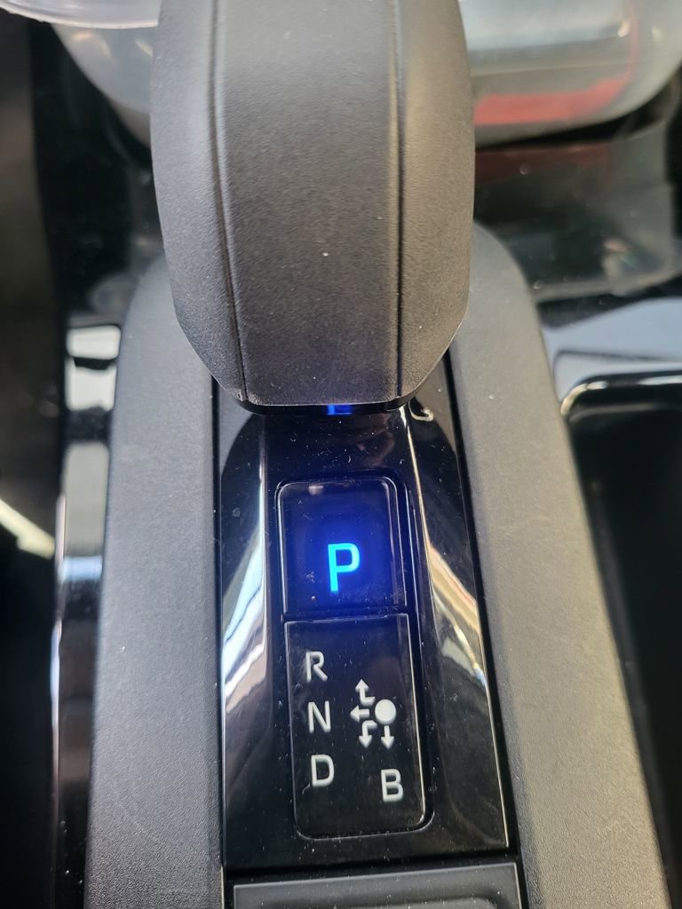 Used 2025 Toyota Prius Limited image 9