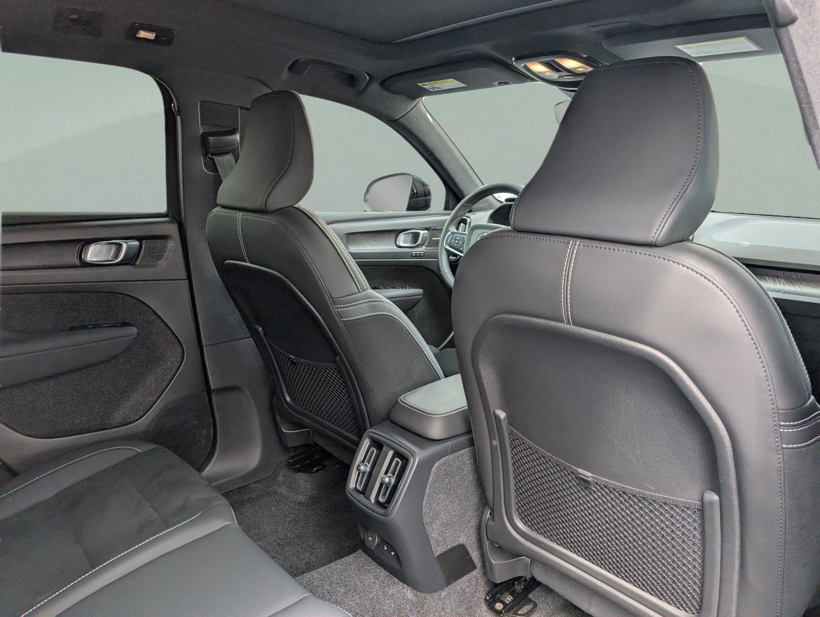 Used 2023 Volvo XC40 Recharge Ultimate w/ Protection Package Premier image 20