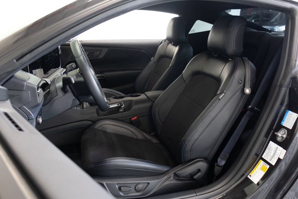 Used 2024 Ford Mustang Dark Horse RWD image 18